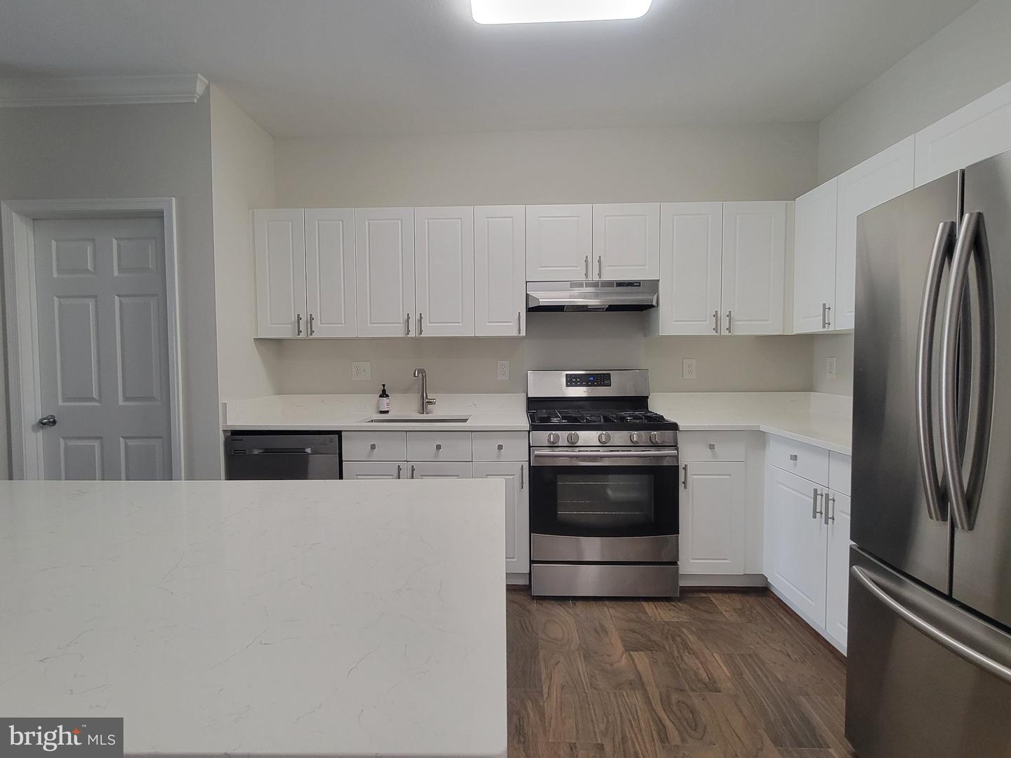 11379 Aristotle Dr #10-207 Property Photo 8