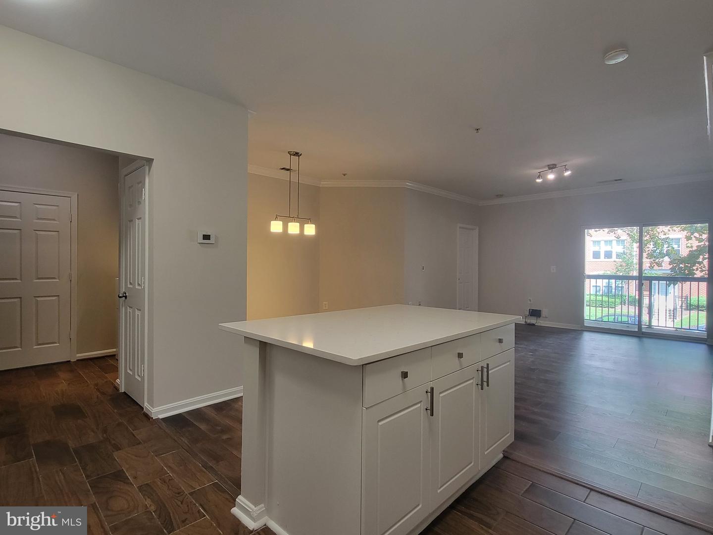 11379 Aristotle Dr #10-207 Property Photo 9