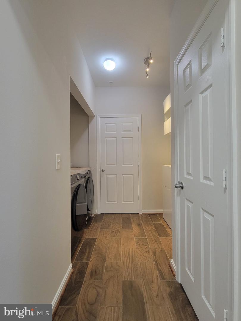 11379 Aristotle Dr #10-207 Property Photo 10