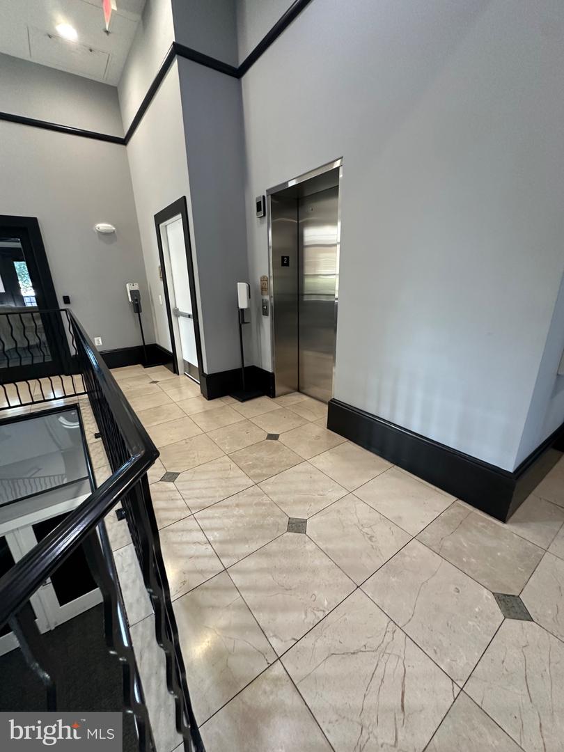 11379 Aristotle Dr #10-207 Property Photo 32