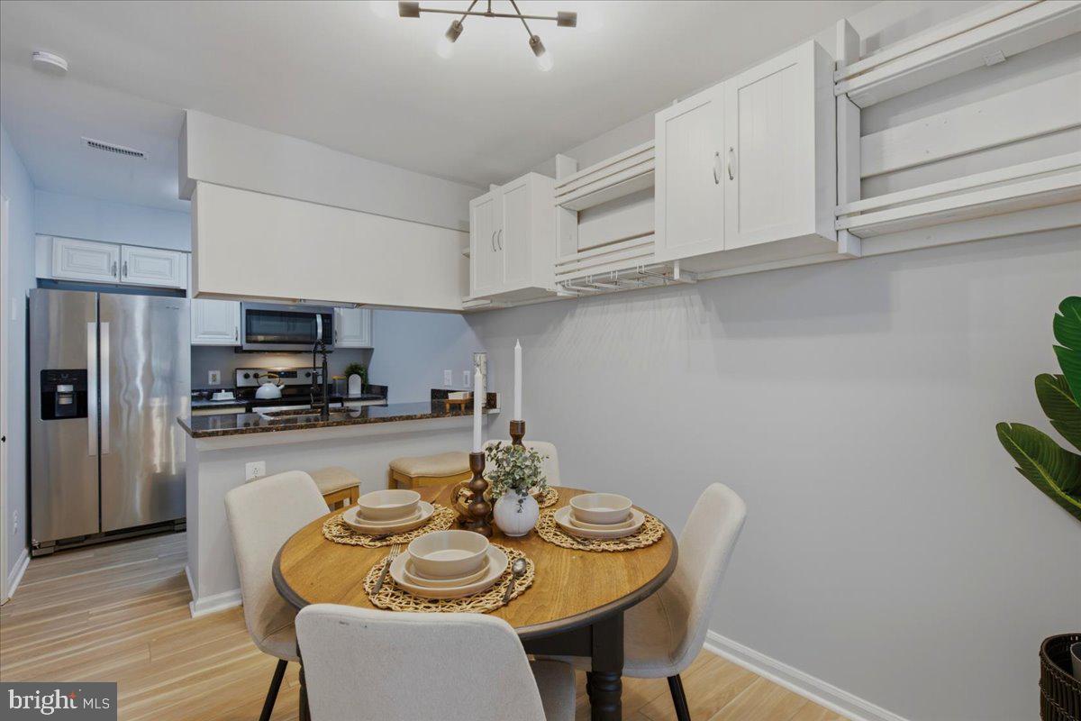 6013 Chestnut Hollow Ct Property Photo 7