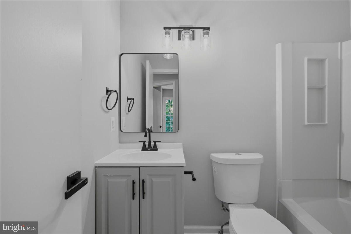 6013 Chestnut Hollow Ct Property Photo 25