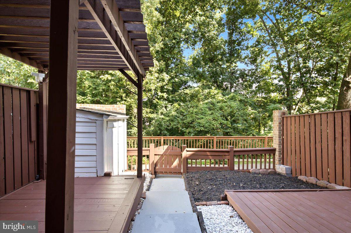 6013 Chestnut Hollow Ct Property Photo 29
