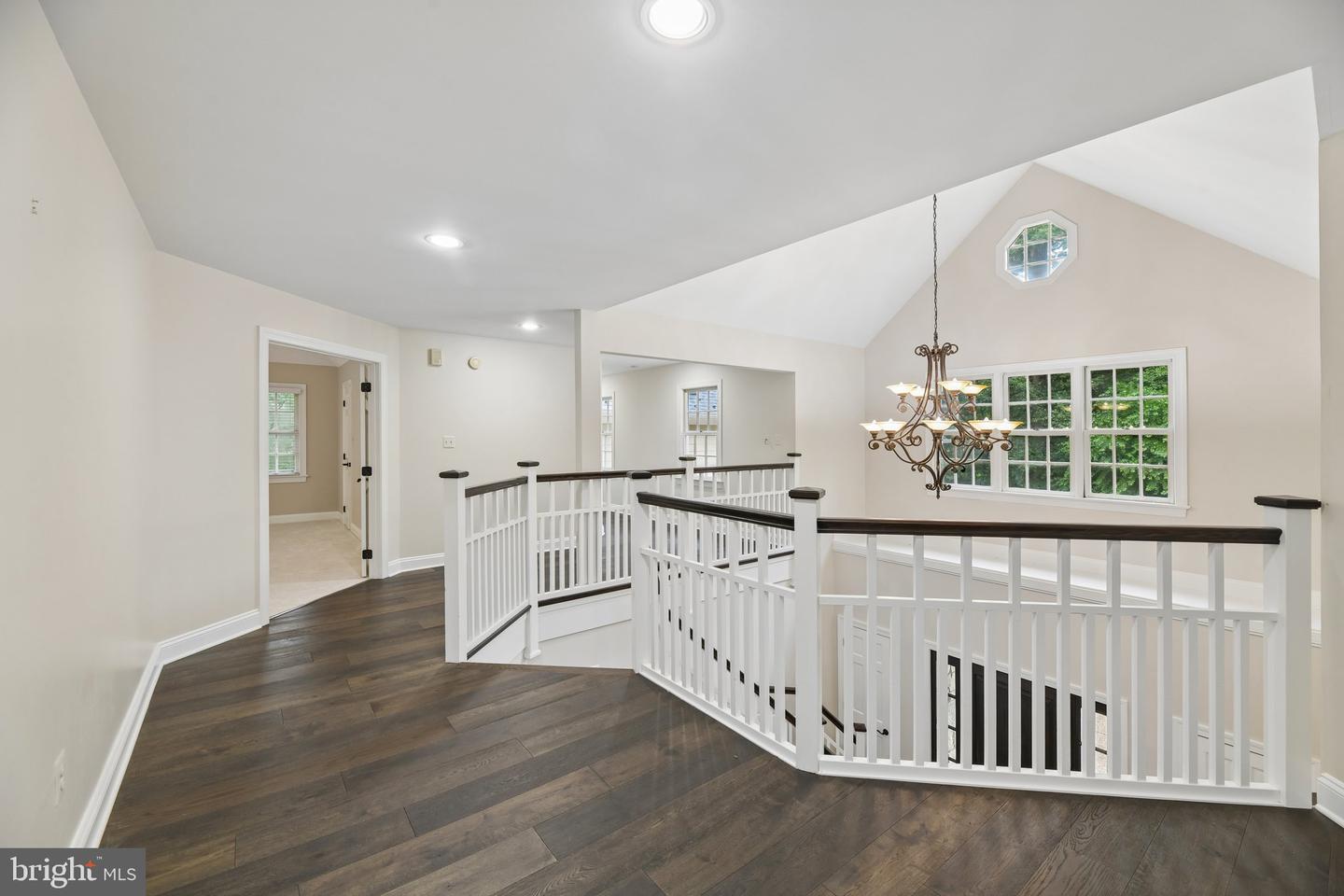 512 Seneca Green Way Property Photo 15