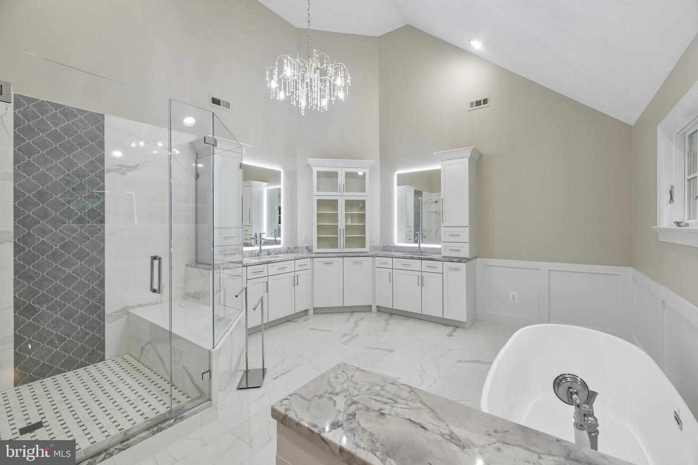 512 Seneca Green Way Property Photo 19