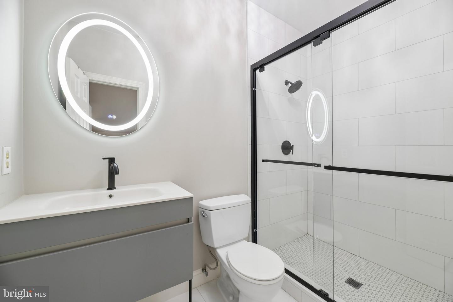 512 Seneca Green Way Property Photo 24
