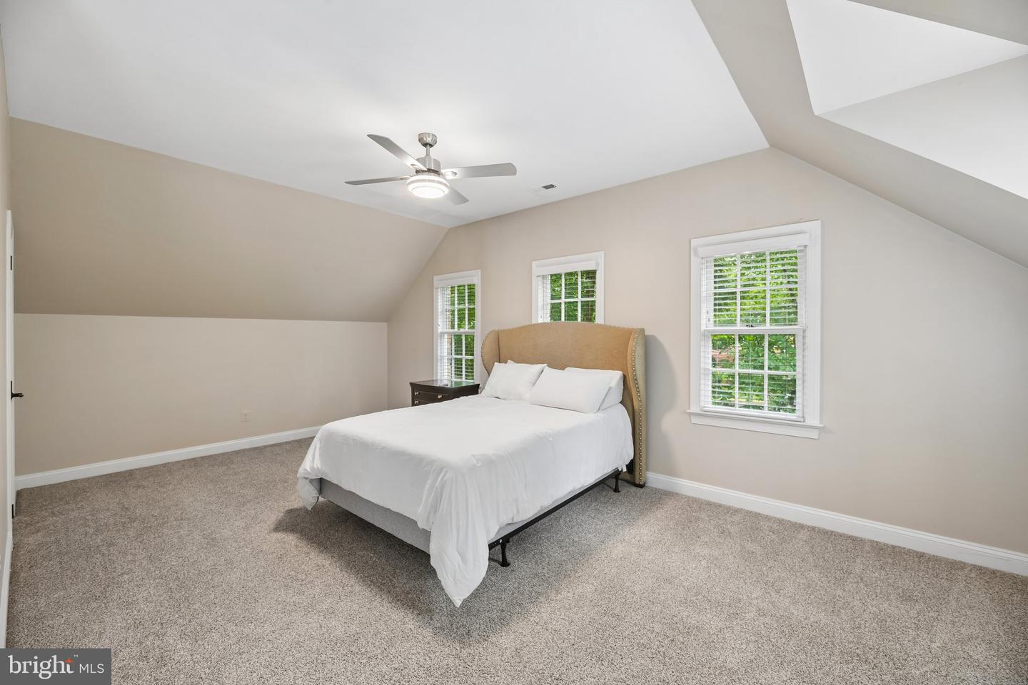 512 Seneca Green Way Property Photo 25