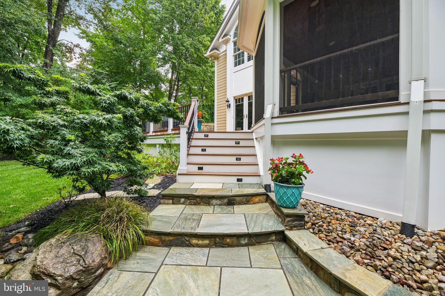 512 Seneca Green Way Property Photo 31