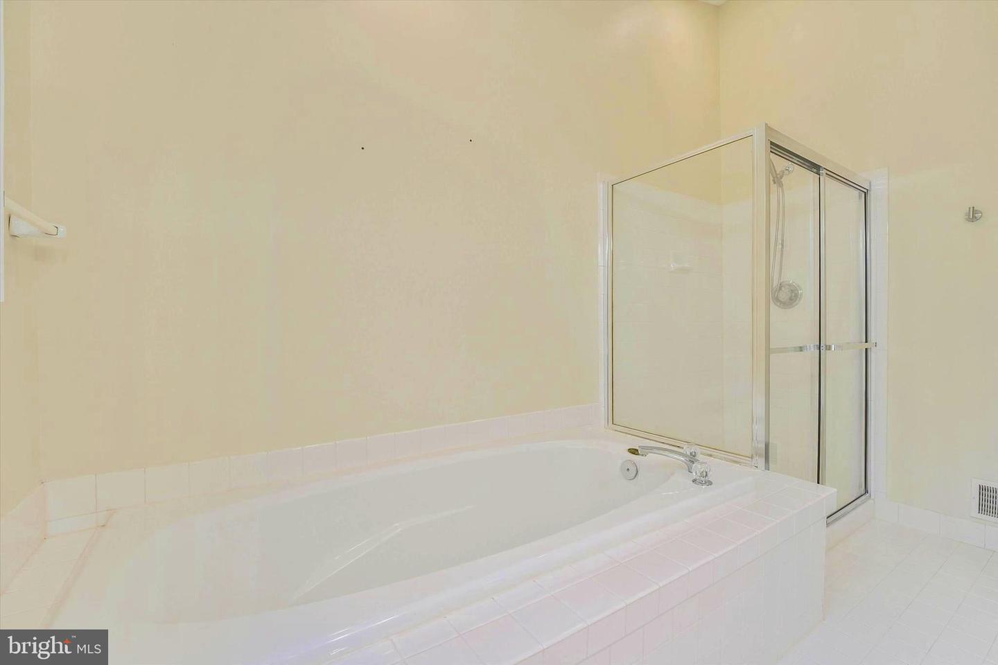 14718 Winterfield Ct Property Photo 57