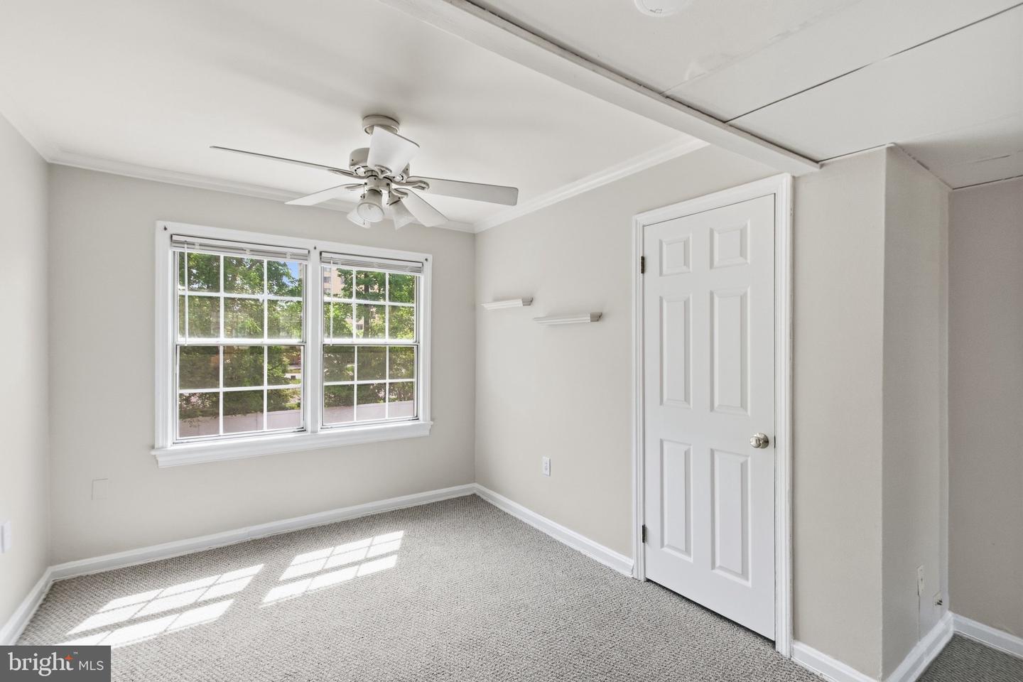 6704 W Wakefield Dr #b2 Property Photo 7