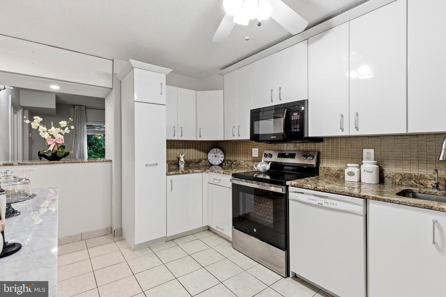 8360 Greensboro Dr #306 Property Photo 17