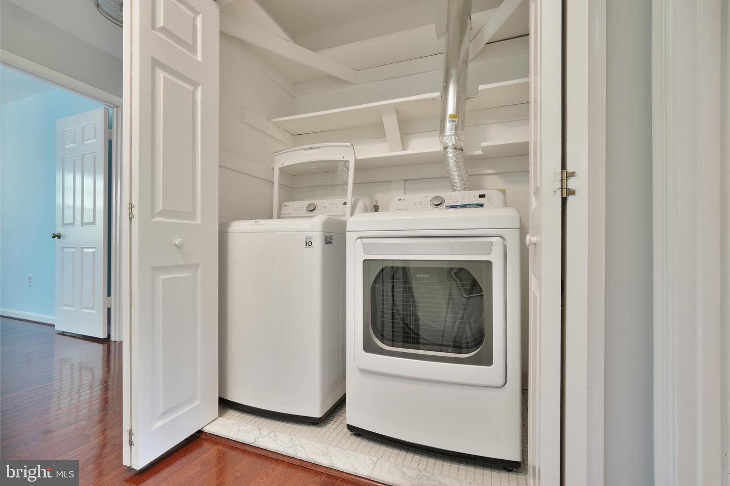7328 Aynsley Ln Property Photo 34
