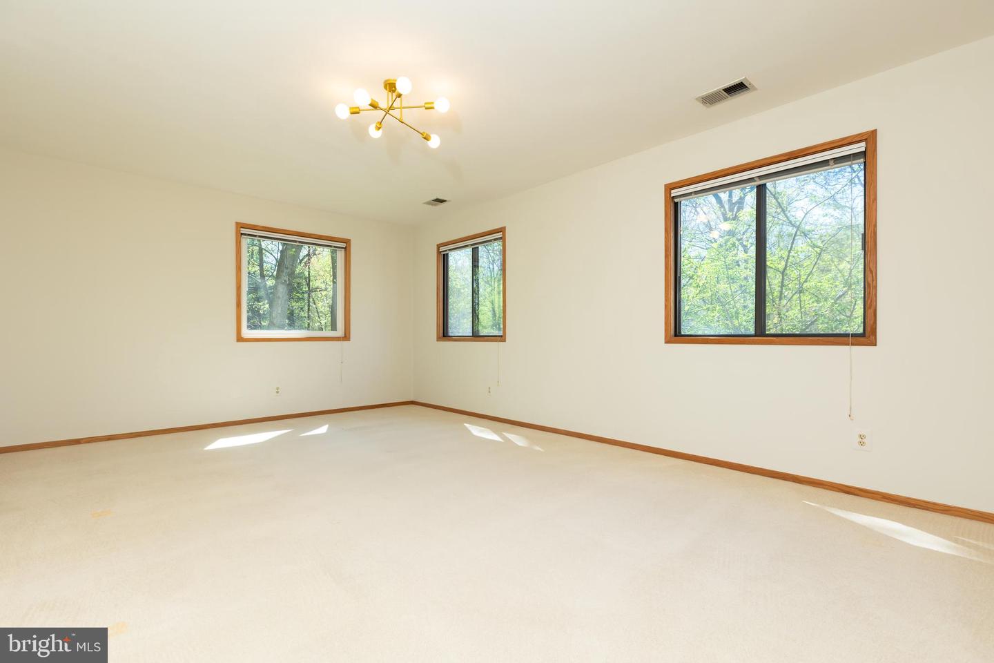 513 Springvale Rd Property Photo 54