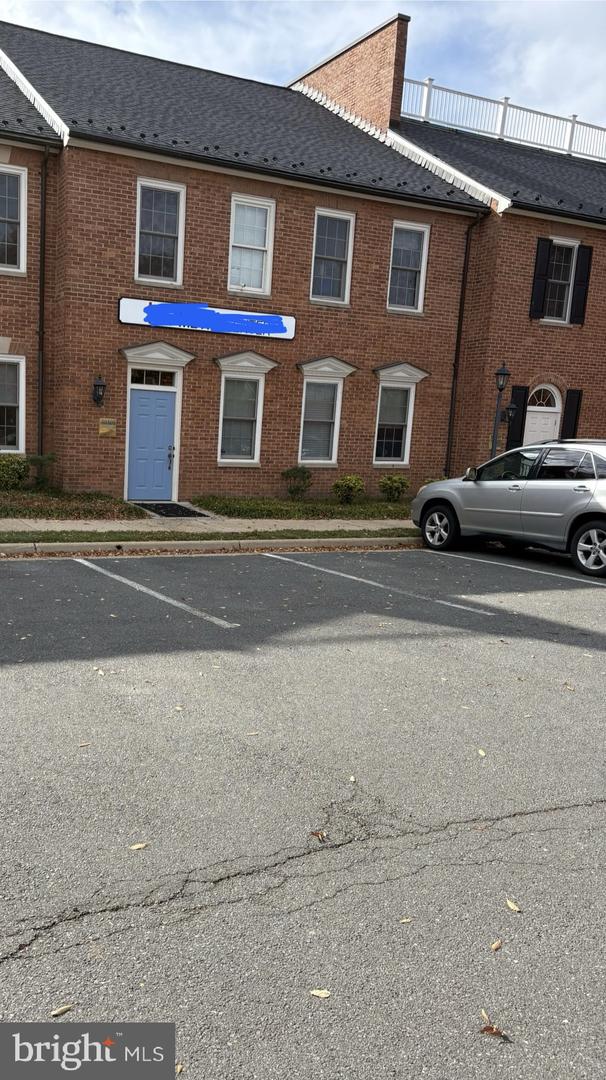10509 Braddock Rd #2d Property Photo 1
