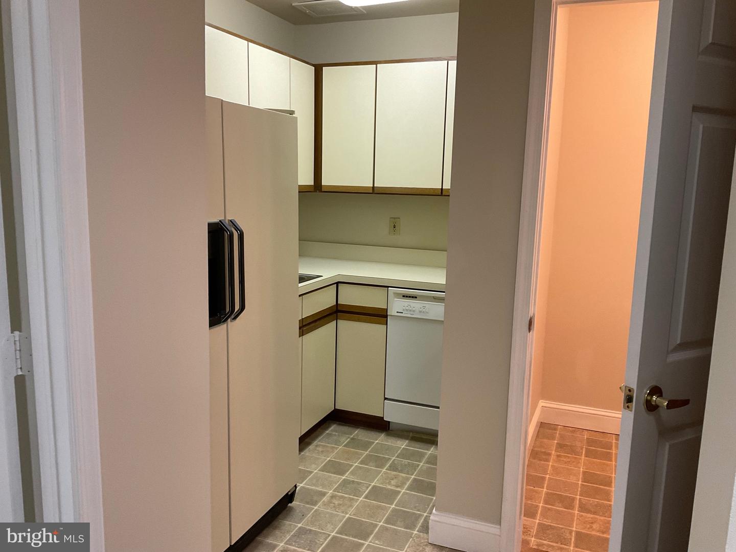 10509 Braddock Rd #2d Property Photo 12