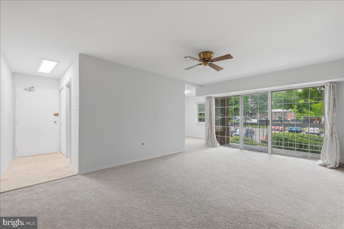 1923 Wilson Ln #201 Property Photo 5