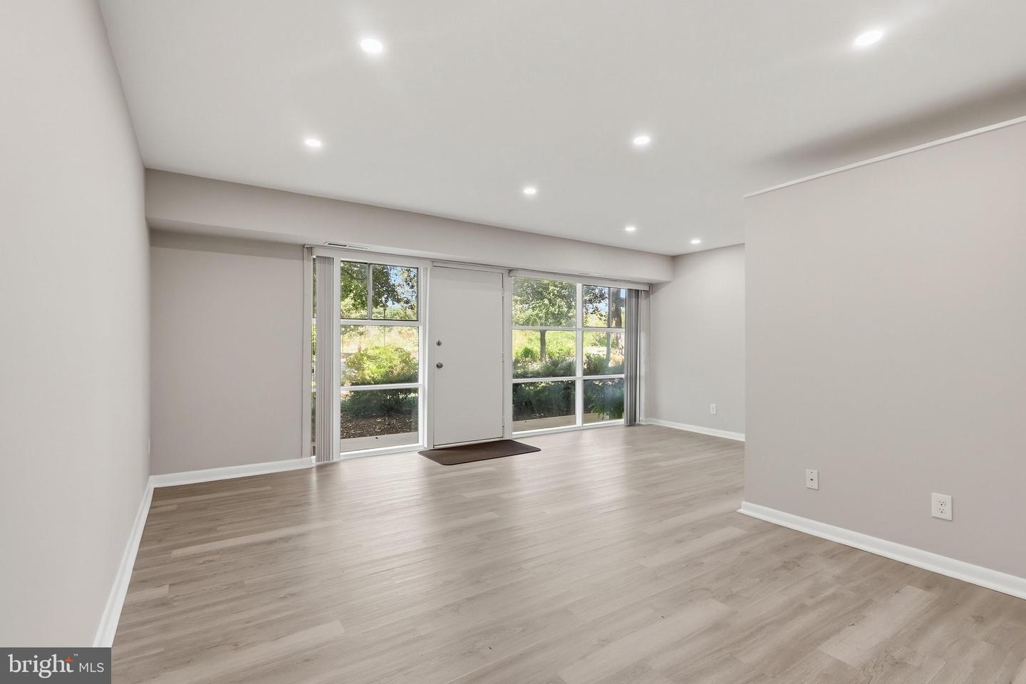 4203 Americana Dr #101 Property Photo 6