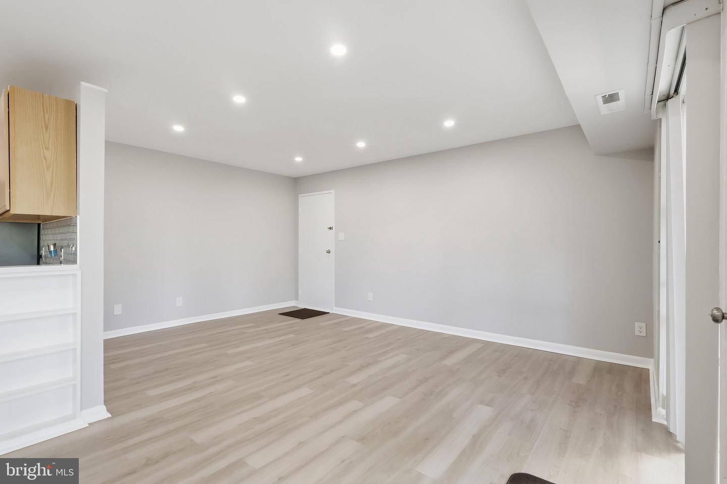 4203 Americana Dr #101 Property Photo 10