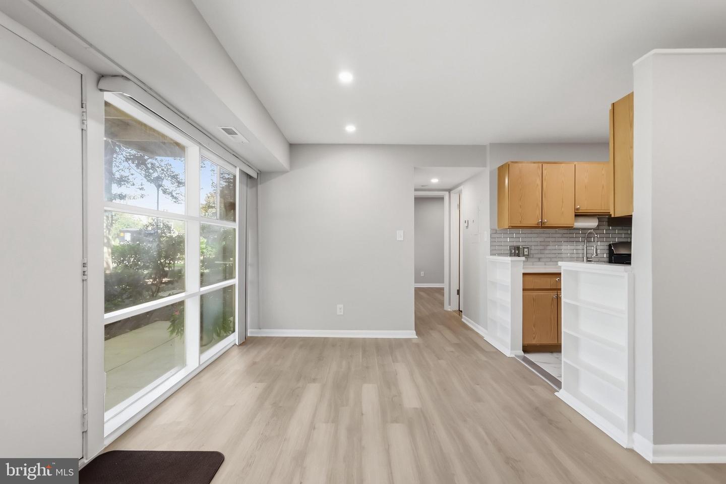 4203 Americana Dr #101 Property Photo 14