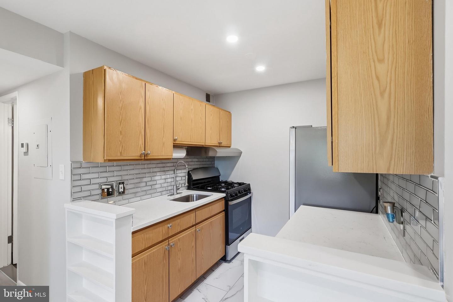 4203 Americana Dr #101 Property Photo 15