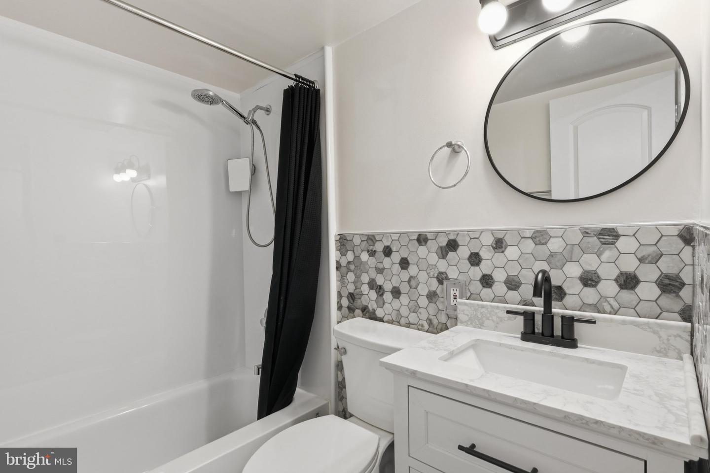 4203 Americana Dr #101 Property Photo 23