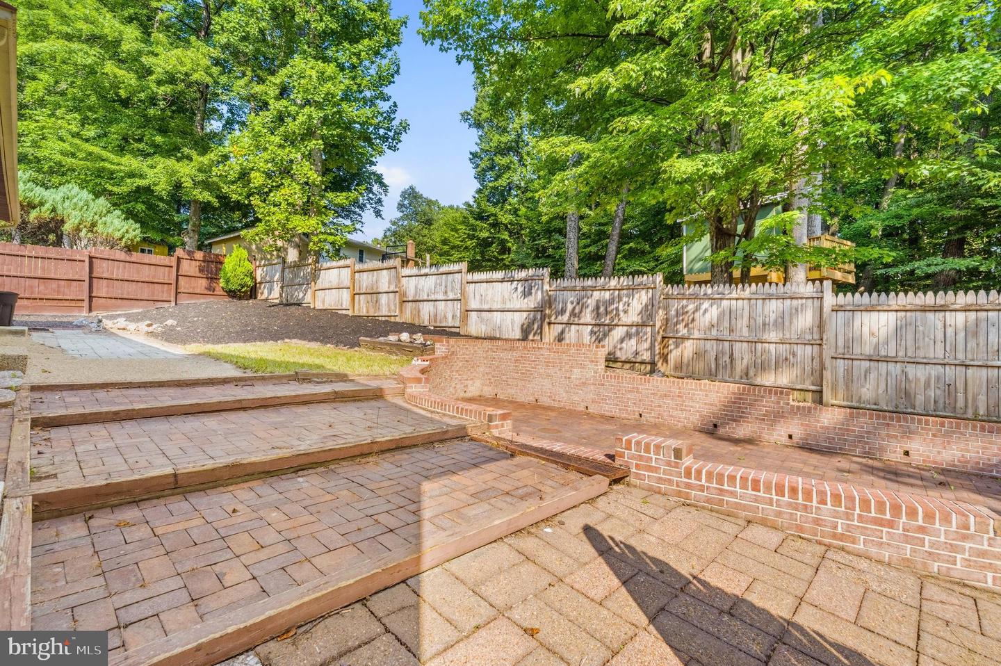 7233 Ashview Dr Property Photo 33