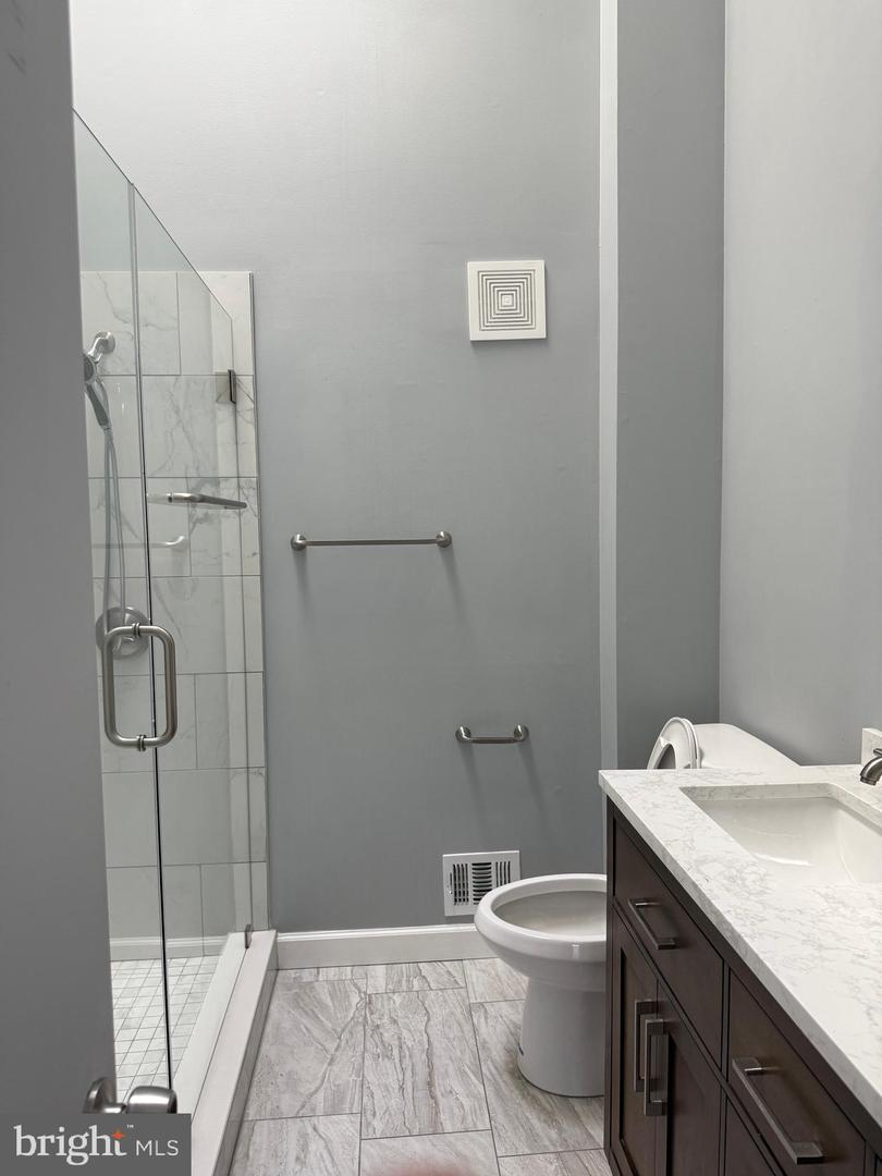 4637 Luxberry Dr Property Photo 16