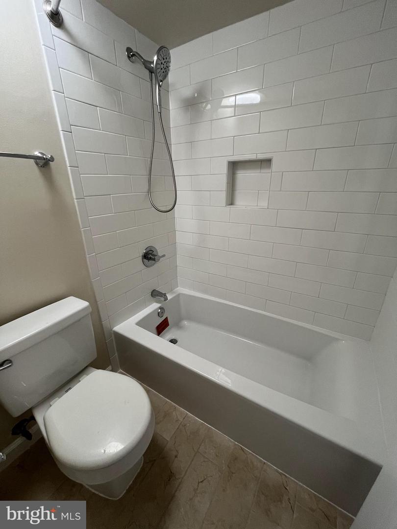 8350 Greensboro Dr #103 Property Photo 15