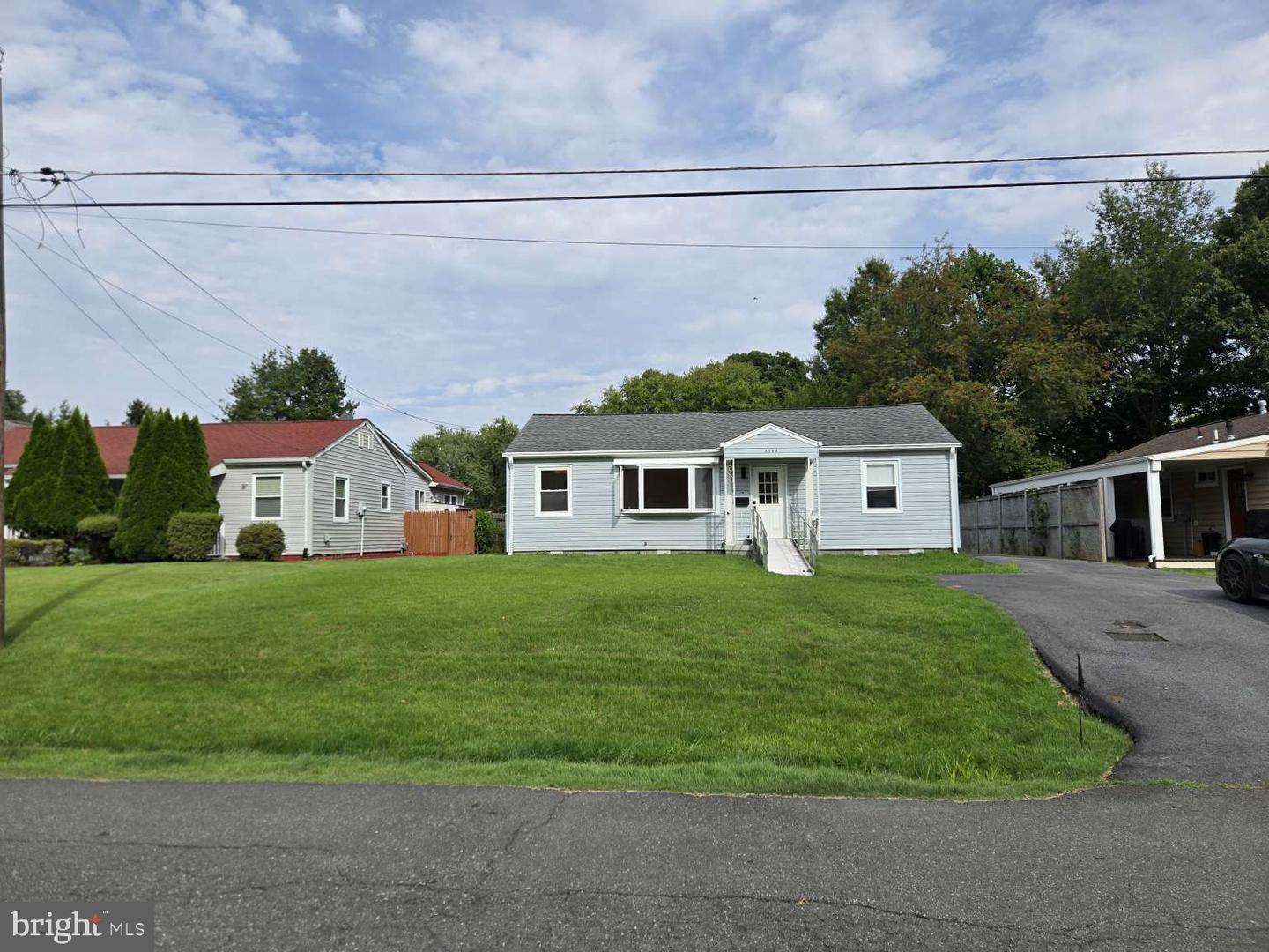 2949 ROSEMARY LN