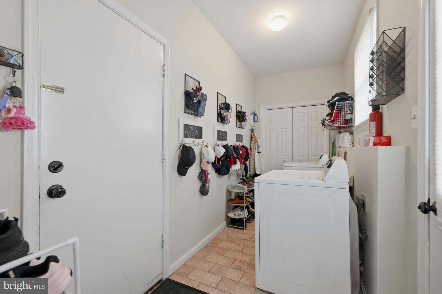 3219 Grassmere Ct Property Photo 32