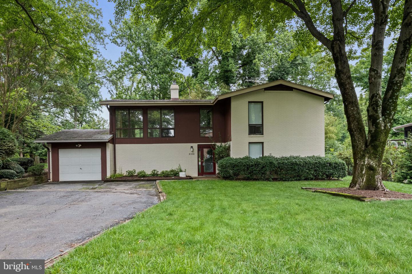 8108 TIMBER VALLEY CT Property Photo 1