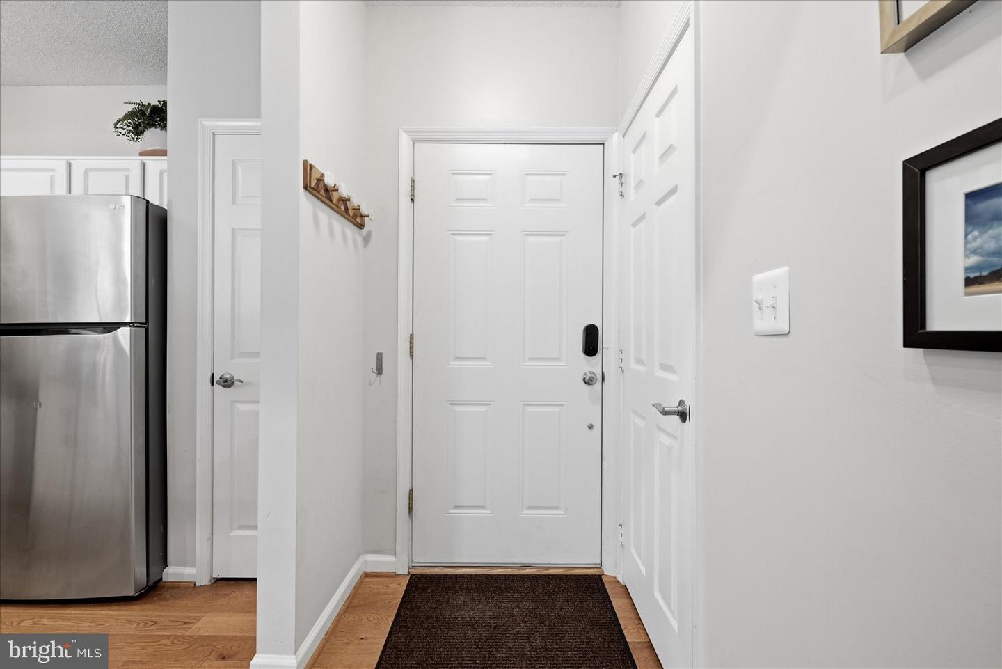 1700 Lake Shore Crest Dr #31 Property Photo 5