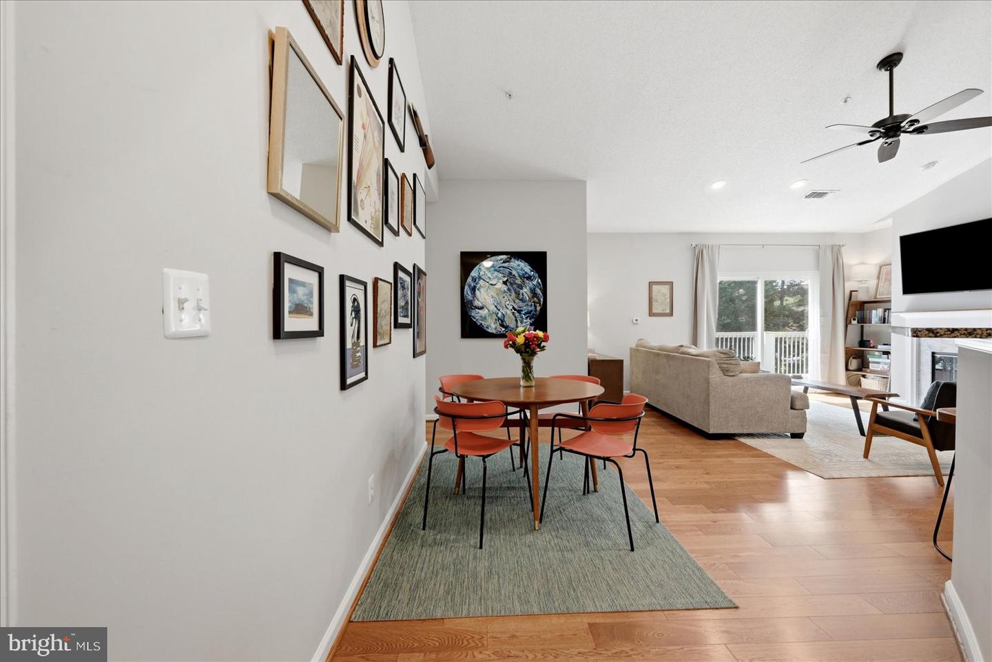 1700 Lake Shore Crest Dr #31 Property Photo 6