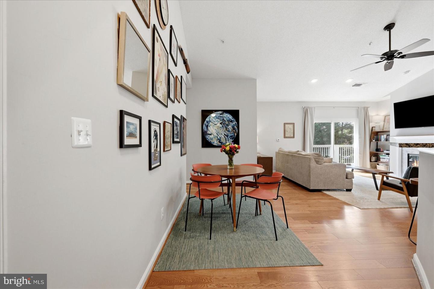 1700 Lake Shore Crest Dr #31 Property Photo 7