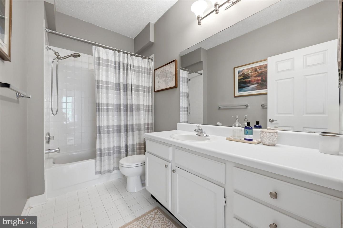 1700 Lake Shore Crest Dr #31 Property Photo 23