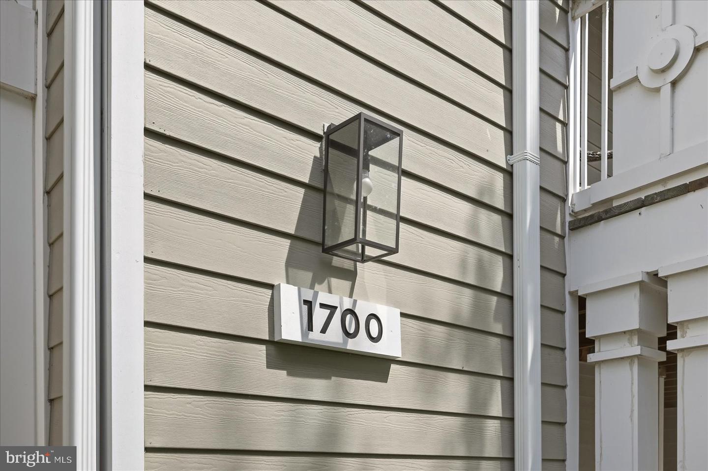 1700 Lake Shore Crest Dr #31 Property Photo 32