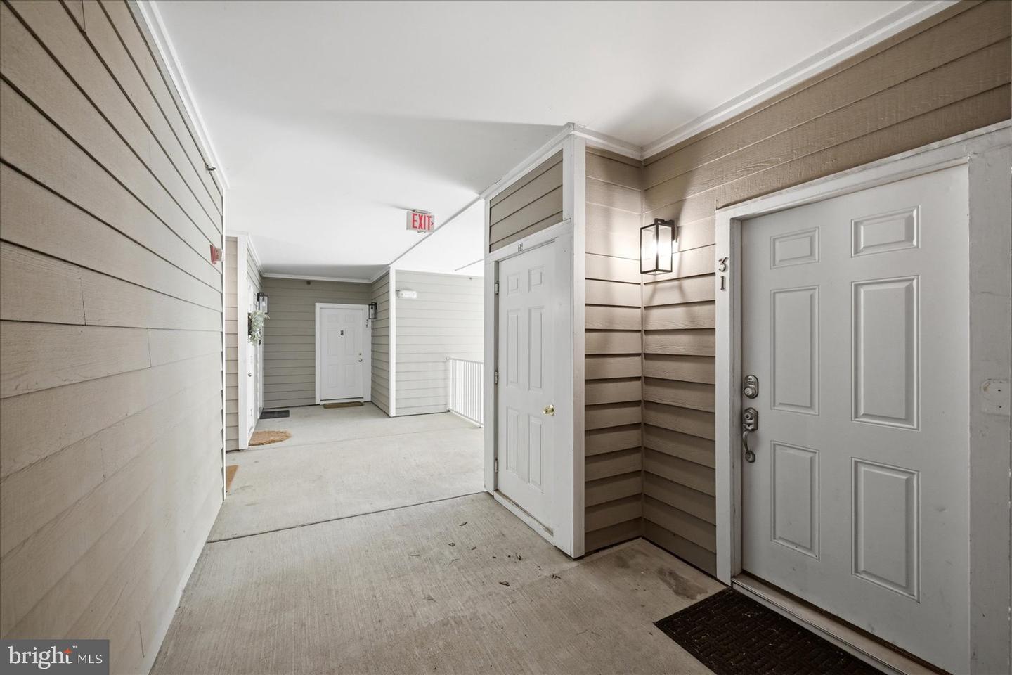 1700 Lake Shore Crest Dr #31 Property Photo 33
