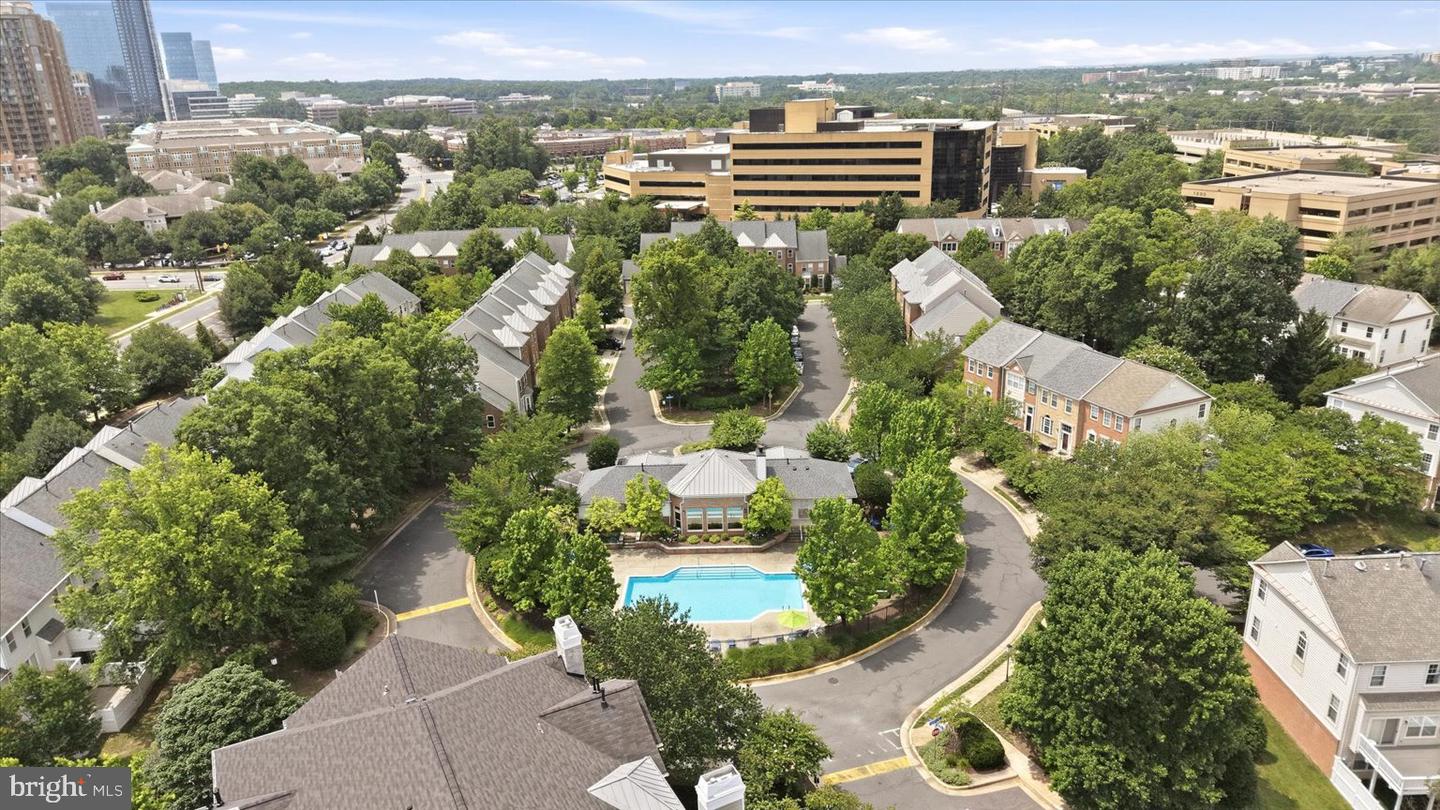 1700 Lake Shore Crest Dr #31 Property Photo 46