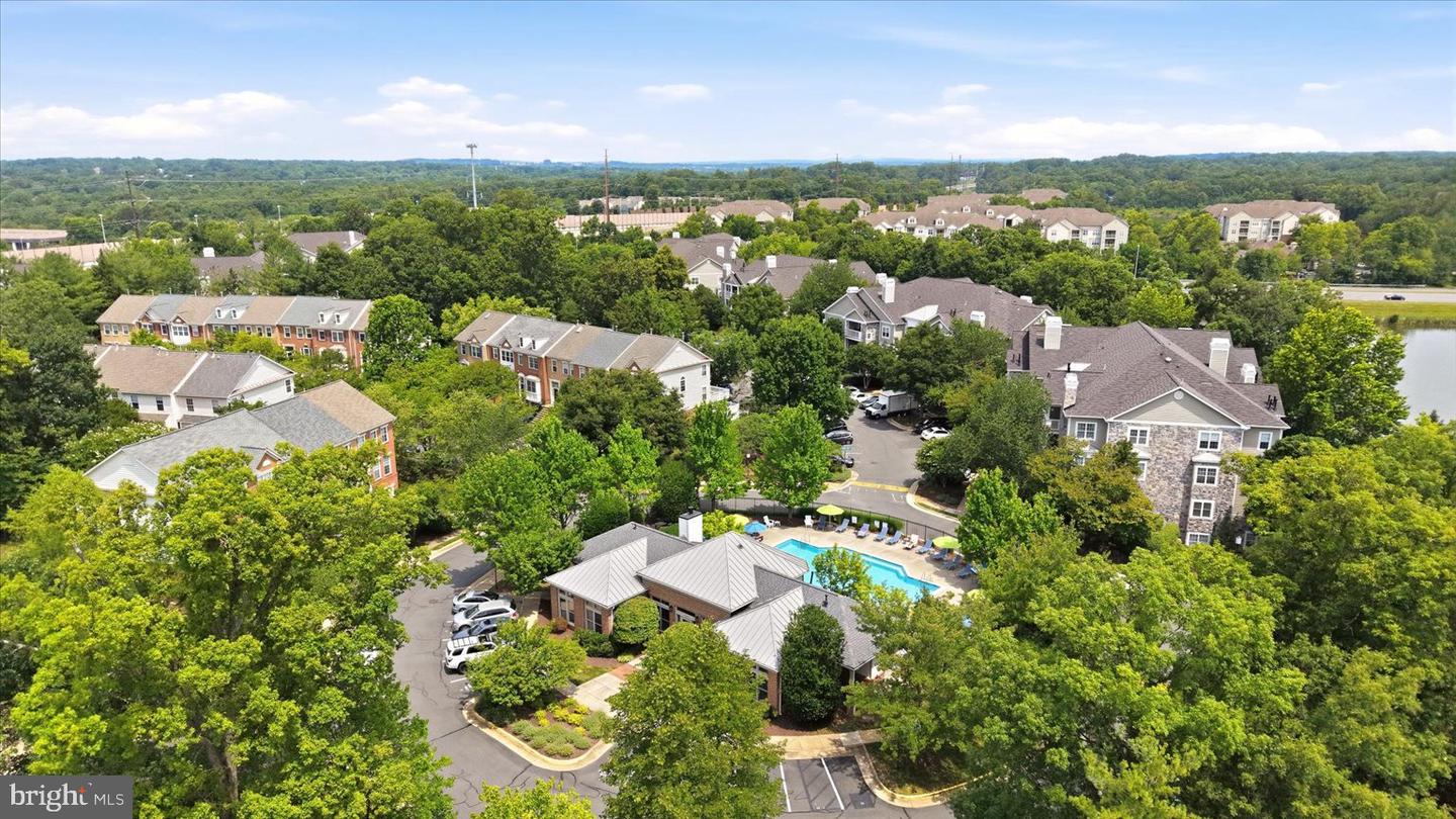 1700 Lake Shore Crest Dr #31 Property Photo 49