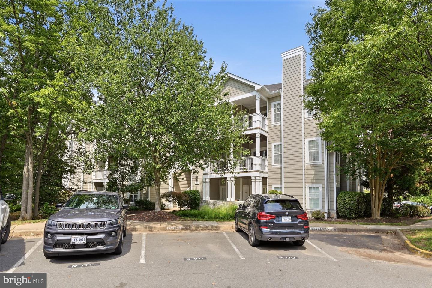 1700 Lake Shore Crest Dr #31 Property Photo 59