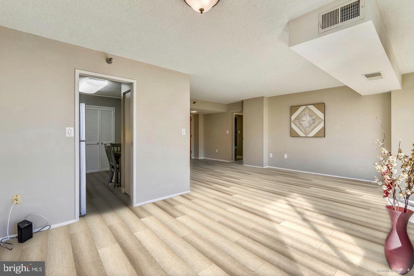 1808 Old Meadow Rd #910 Property Photo 8