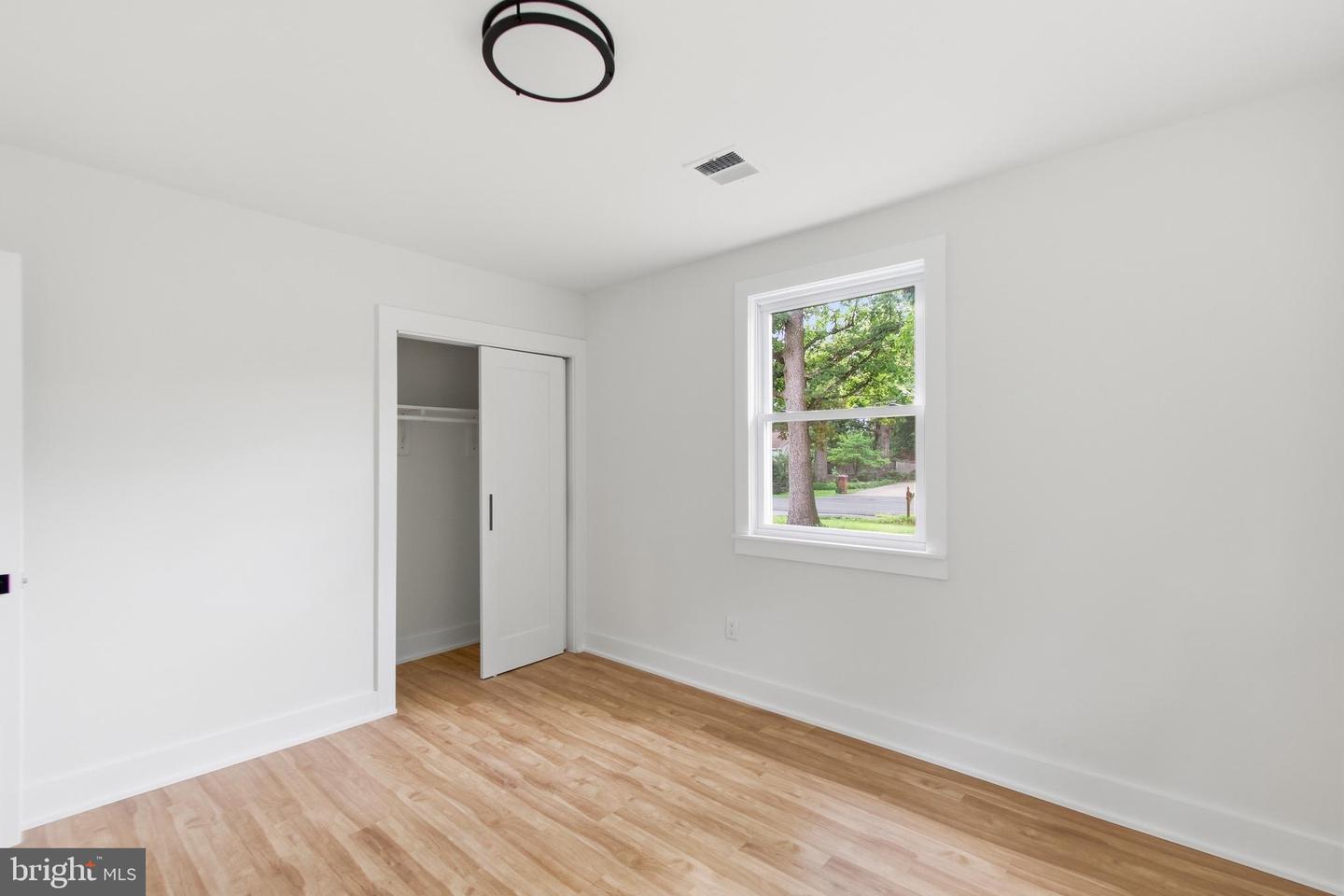 6405 Inwood Dr Property Photo 28