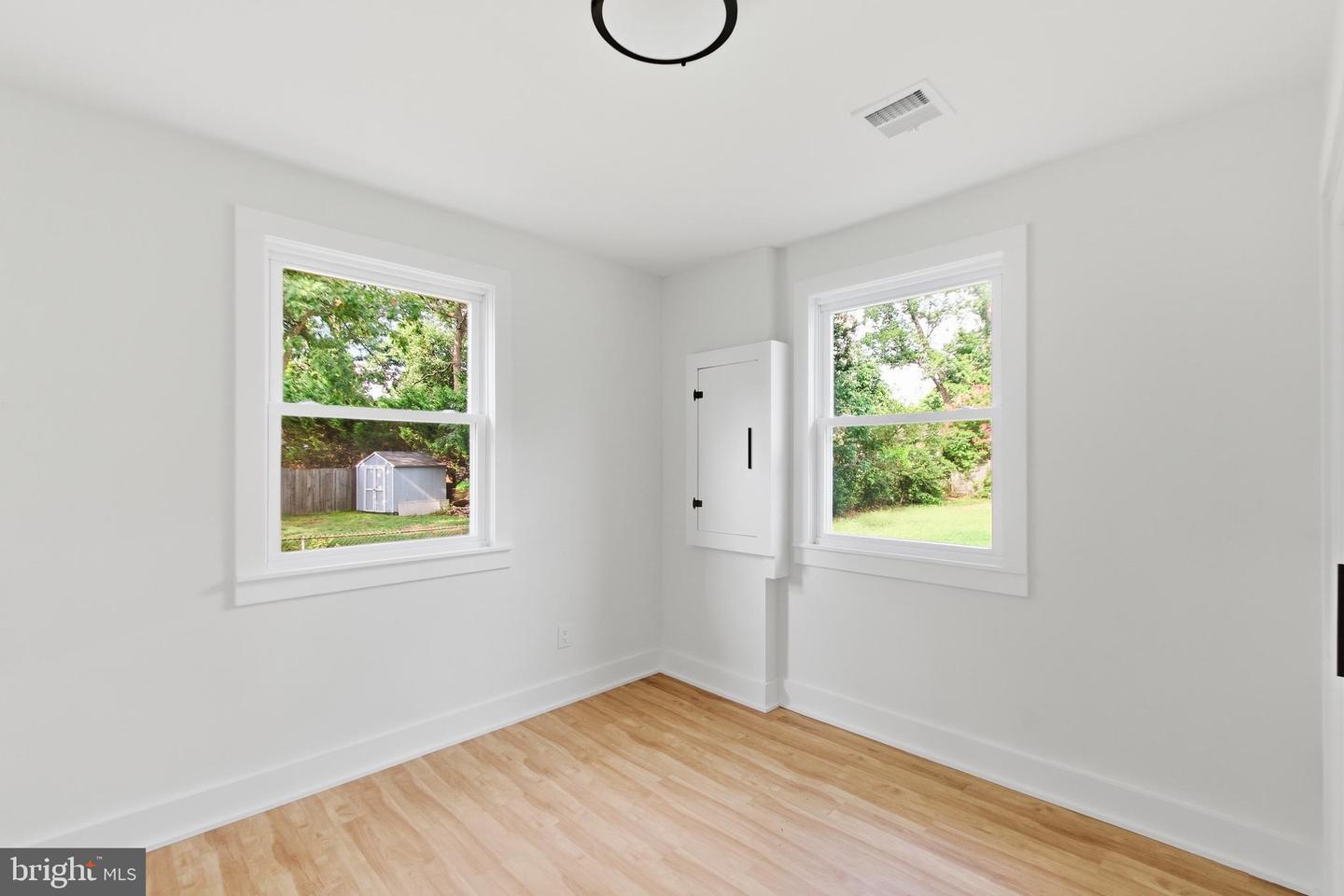 6405 Inwood Dr Property Photo 44