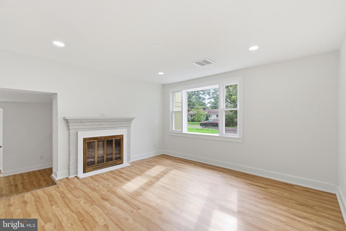6405 Inwood Dr Property Photo 45