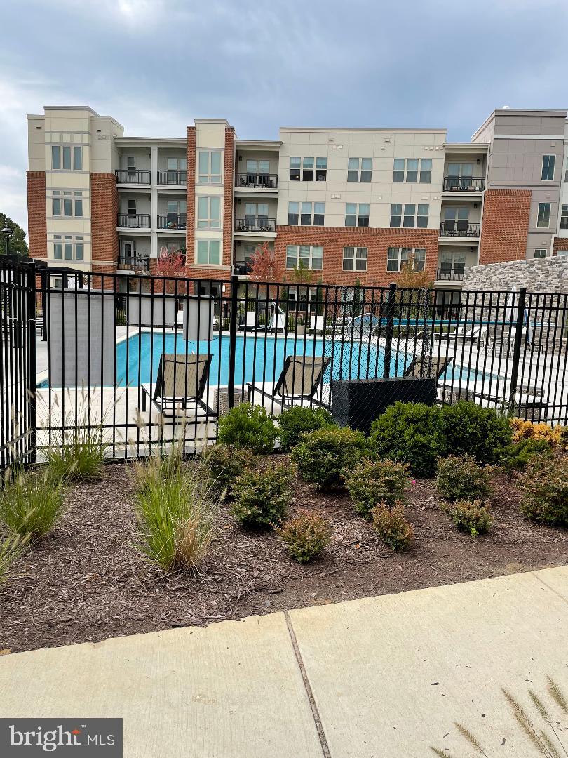 10755 Fairgrounds Dr #112 Property Photo 18