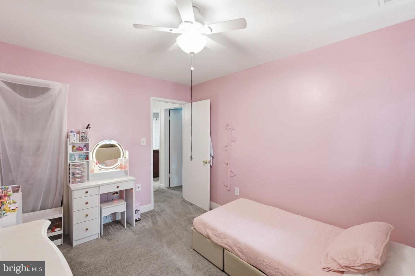 4936 Sauquoit Ln Property Photo 21
