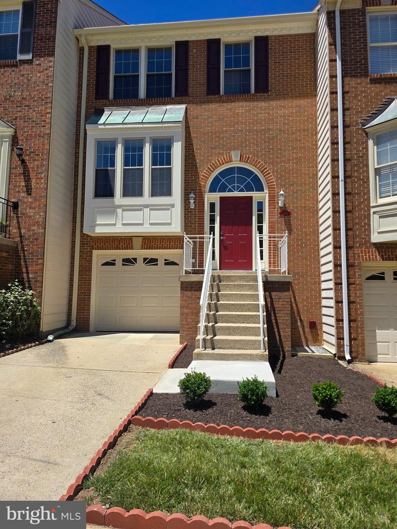 2106 BOBBYBER DR