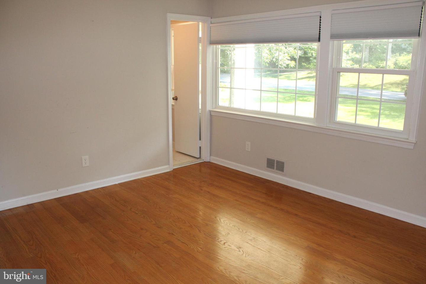 3606 Barkley Dr Property Photo 11