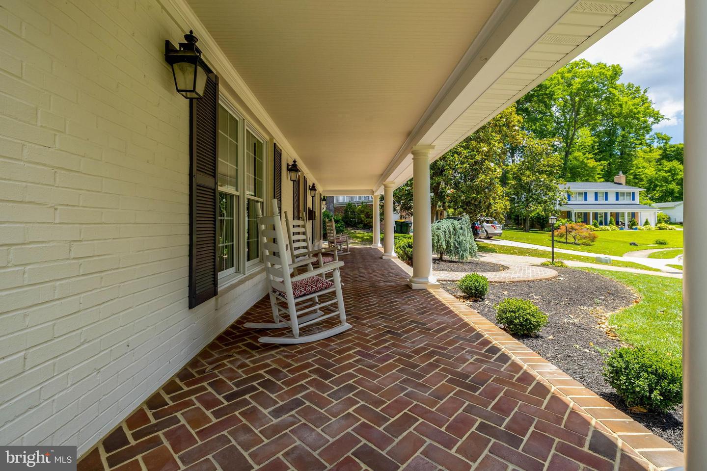 6700 Norview Ct Property Photo 4
