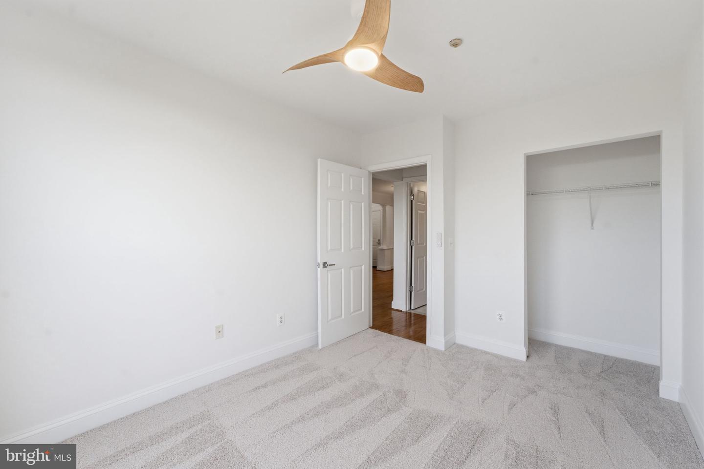 7000 Falls Reach Dr #407 Property Photo 29